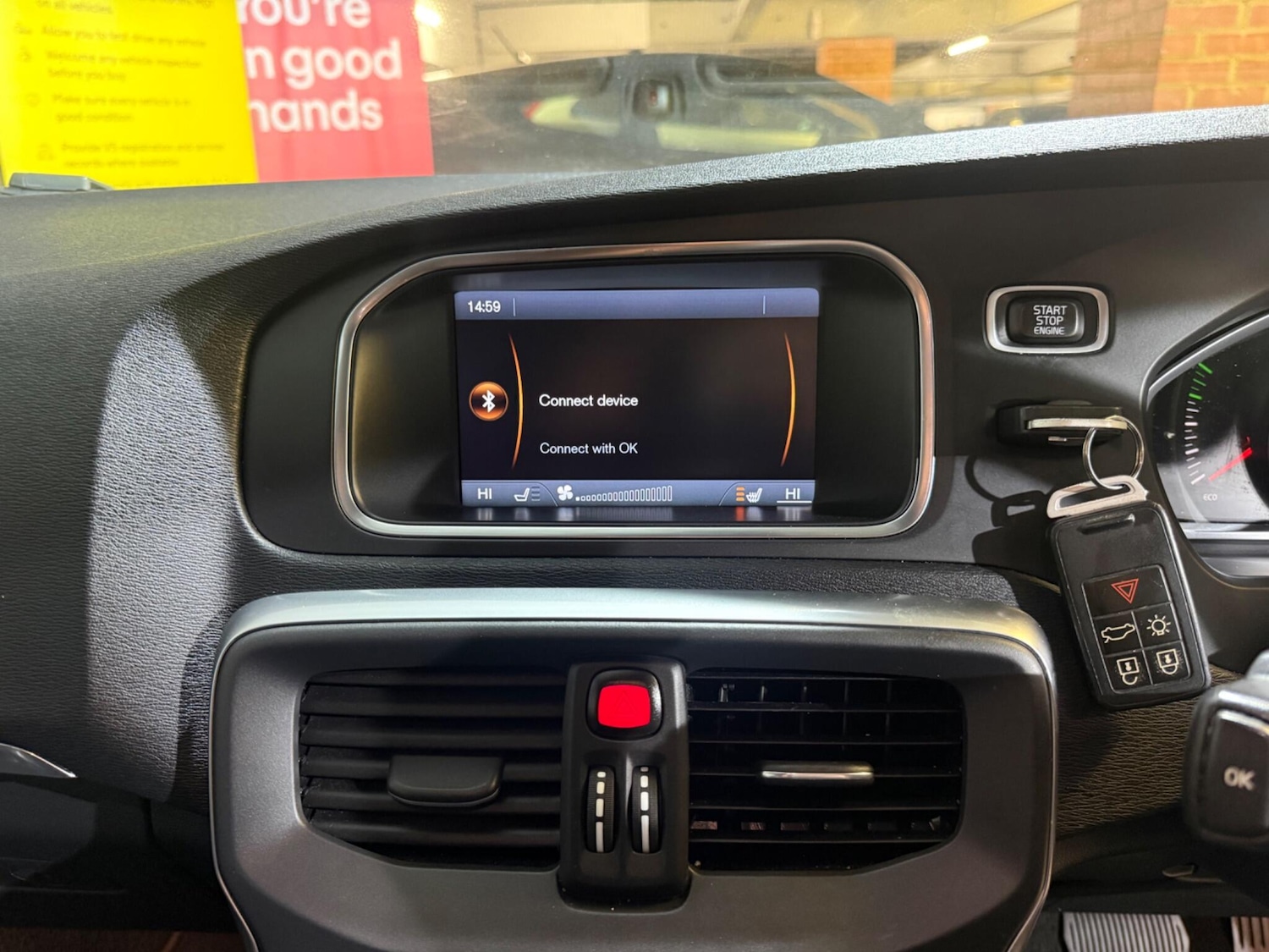 Used Volvo V40 2013 for sale - 77550170: Photo 31