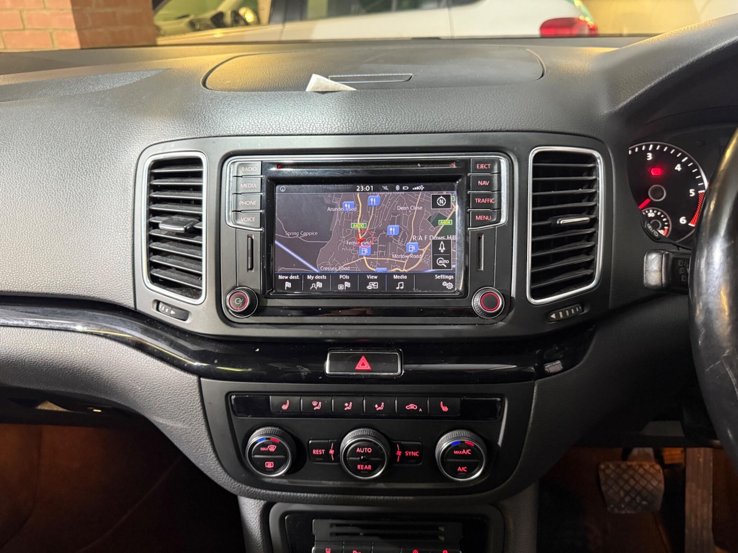 Used Volkswagen Sharan 2017 for sale - 76997486: Photo 22