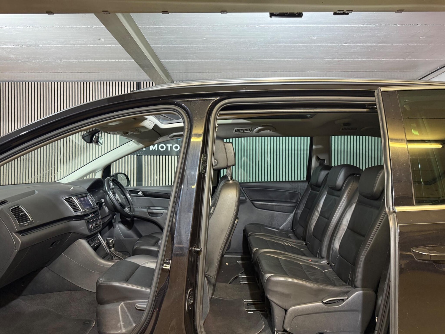 Used Volkswagen Sharan 2017 for sale - 76997486: Photo 29