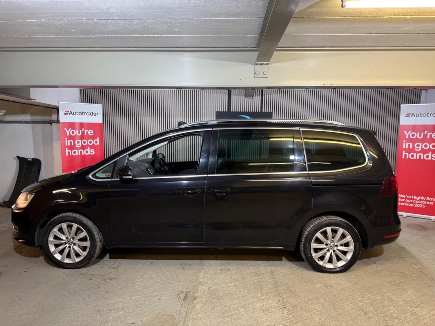Used Volkswagen Sharan 2017 for sale - 76997486: Photo 5