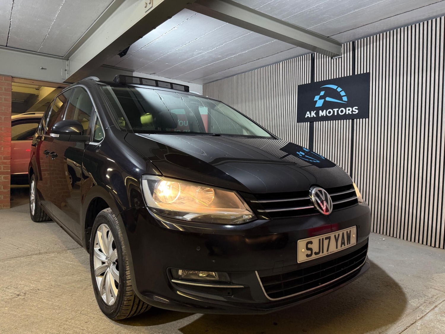 Used Volkswagen Sharan 2017 for sale - 76997486: Photo 7