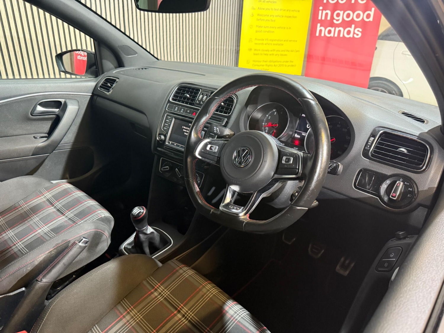 Used Volkswagen Polo 2016 for sale - 76513308: Photo 16