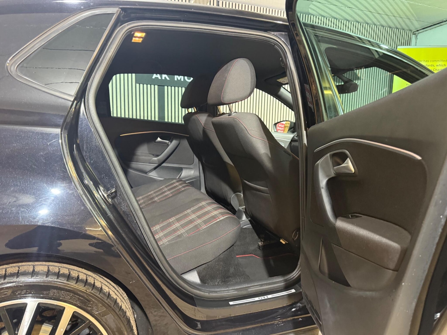 Used Volkswagen Polo 2016 for sale - 76513308: Photo 24