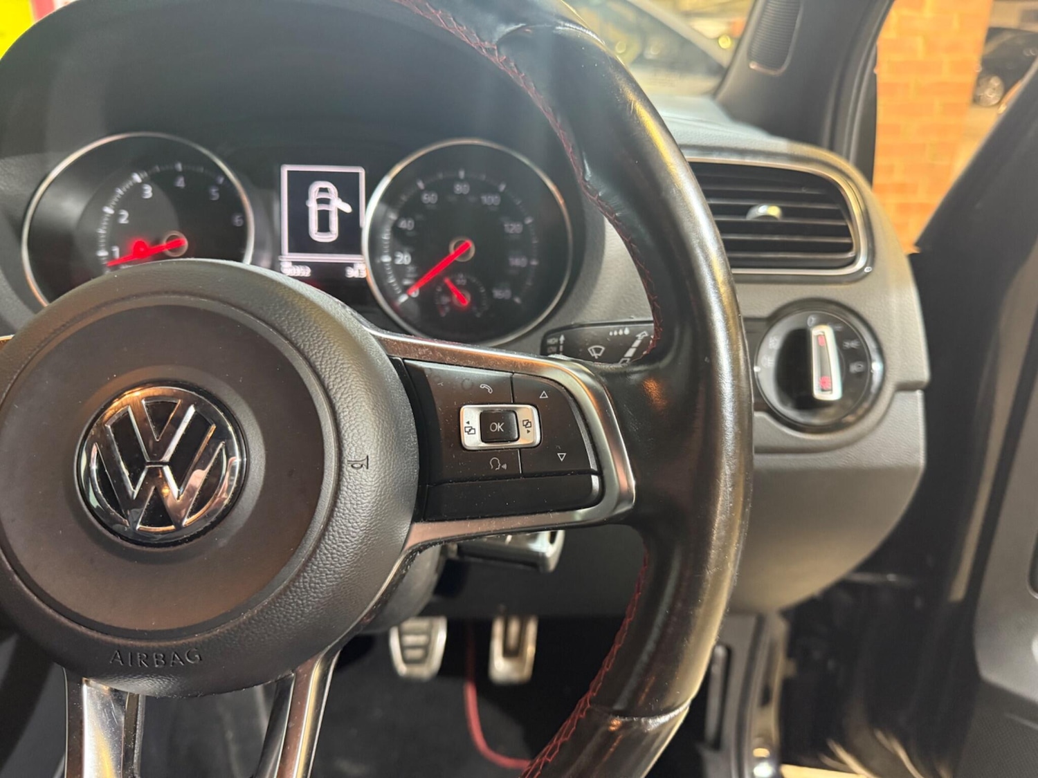 Used Volkswagen Polo 2016 for sale - 76513308: Photo 37