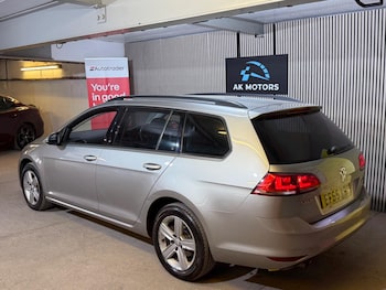 Used Volkswagen Golf 2015 for sale - 79324602: Photo