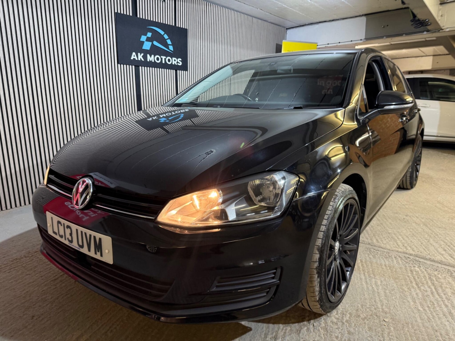 Used Volkswagen Golf 2013 for sale - 76440696: Photo 6