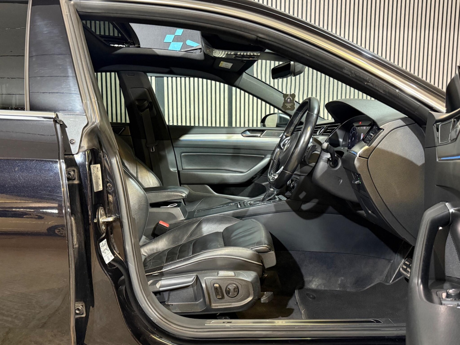 Used Volkswagen Arteon 2018 for sale - 77709791: Photo 36