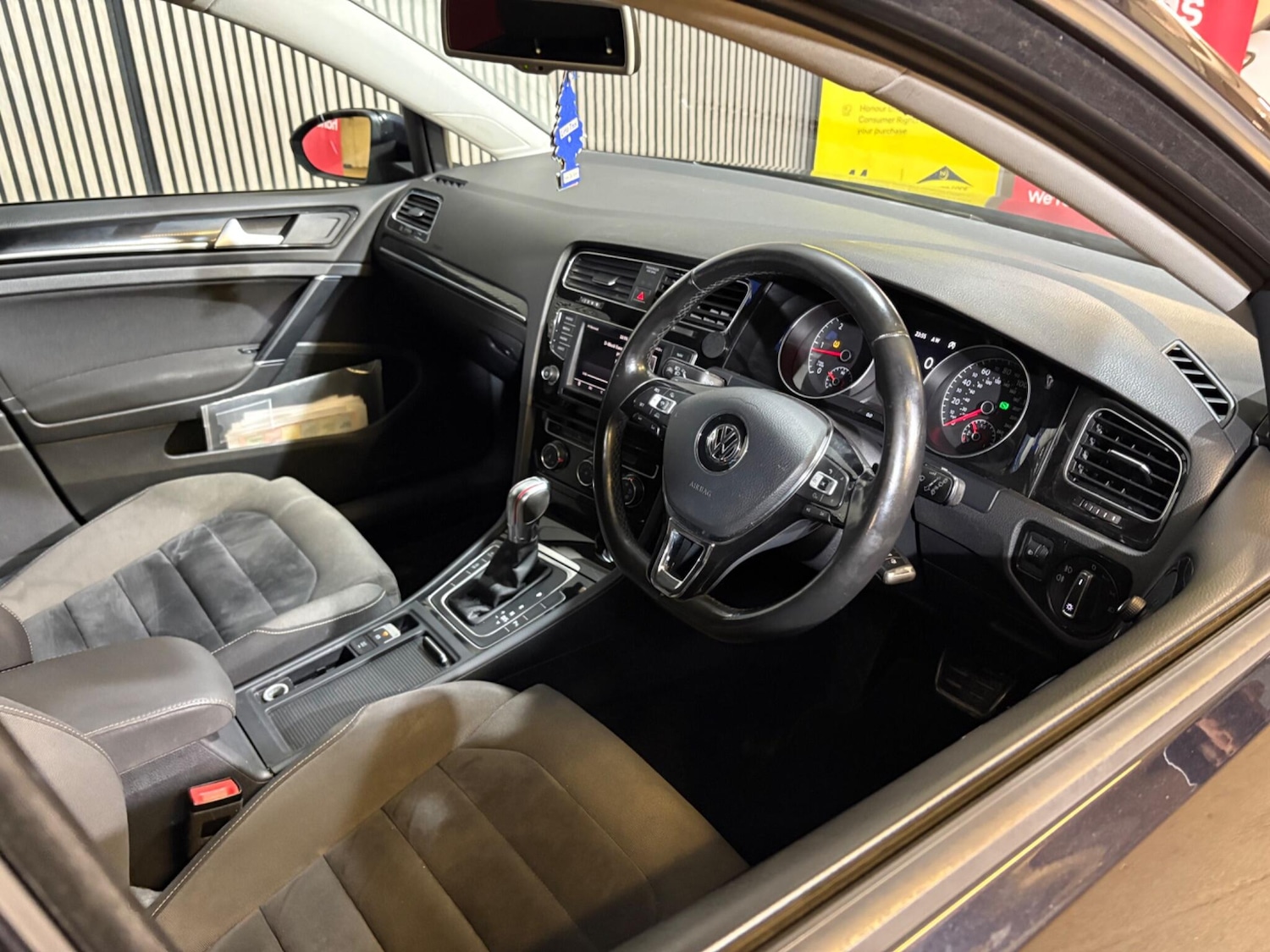 Used Volkswagen Golf 2014 for sale - 76990406: Photo 24