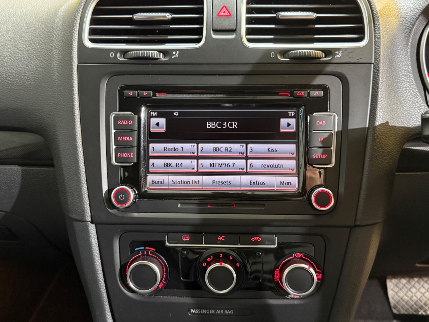 Used Volkswagen Golf 2011 for sale - 76936350: Photo 22