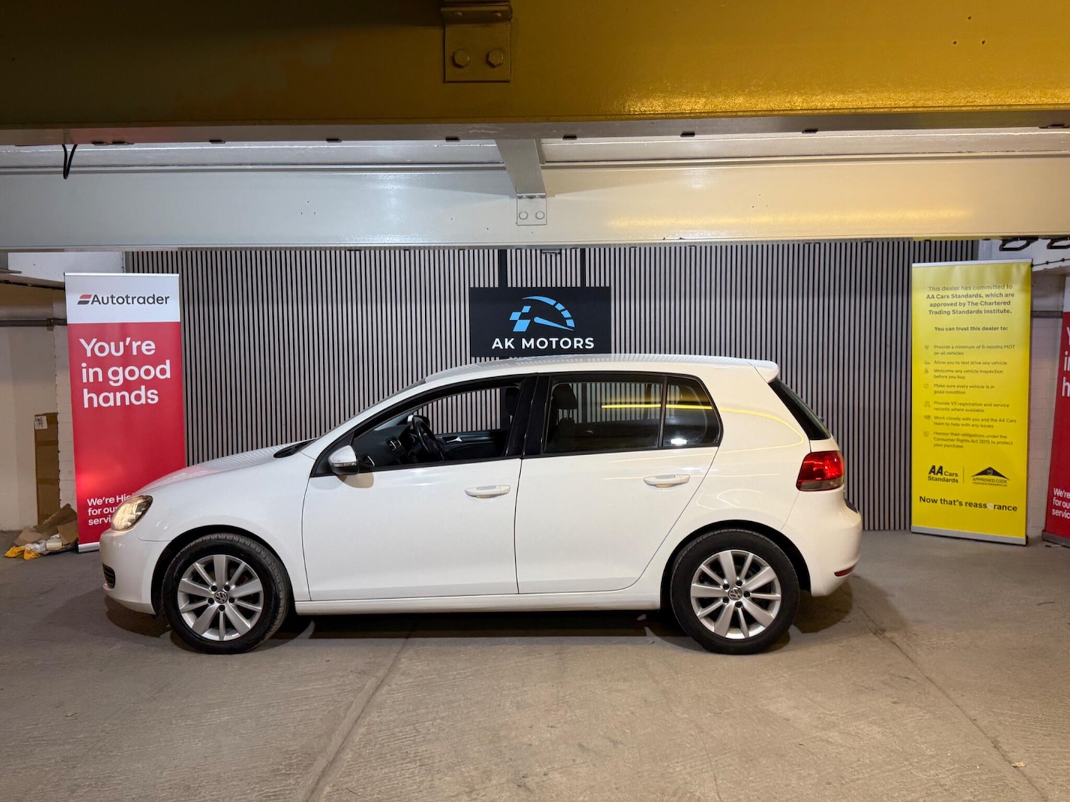 Used Volkswagen Golf 2011 for sale - 76936350: Photo 4