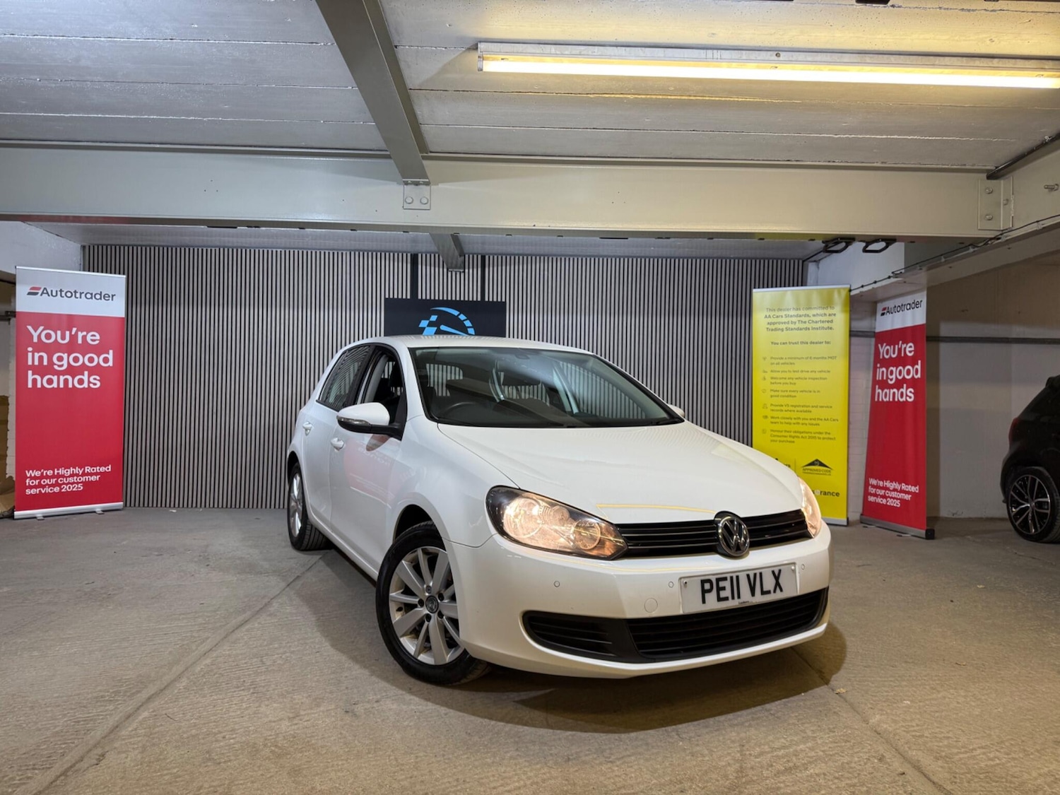Used Volkswagen Golf 2011 for sale - 76936350: Photo 5