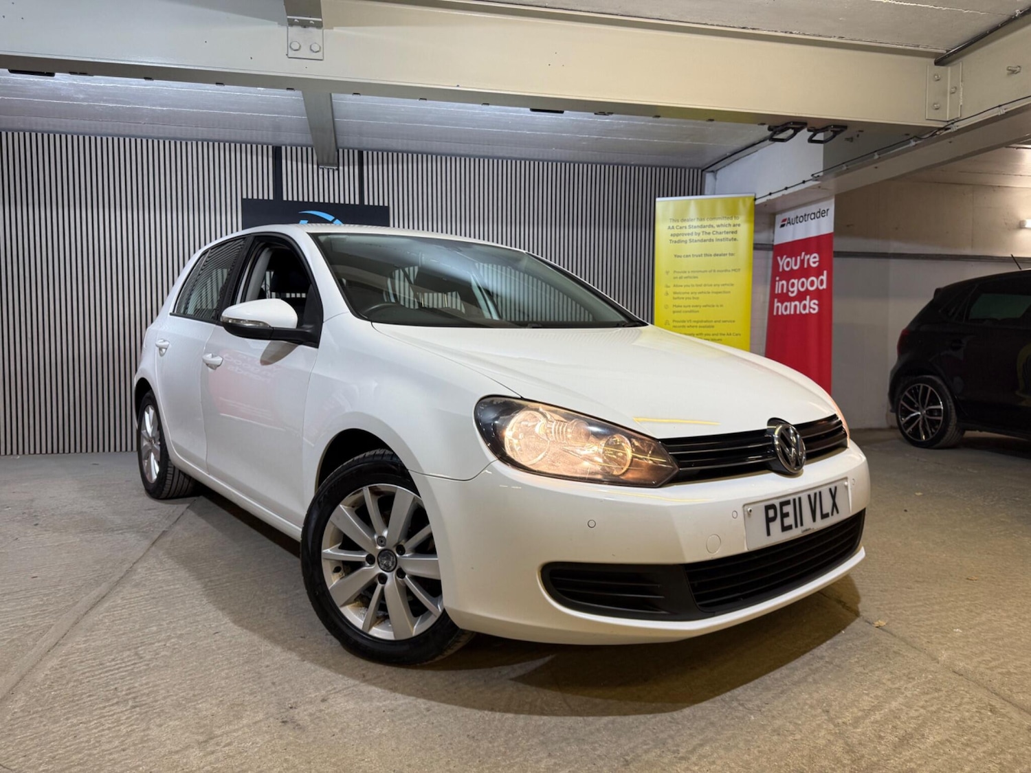 Used Volkswagen Golf 2011 for sale - 76936350: Photo 6