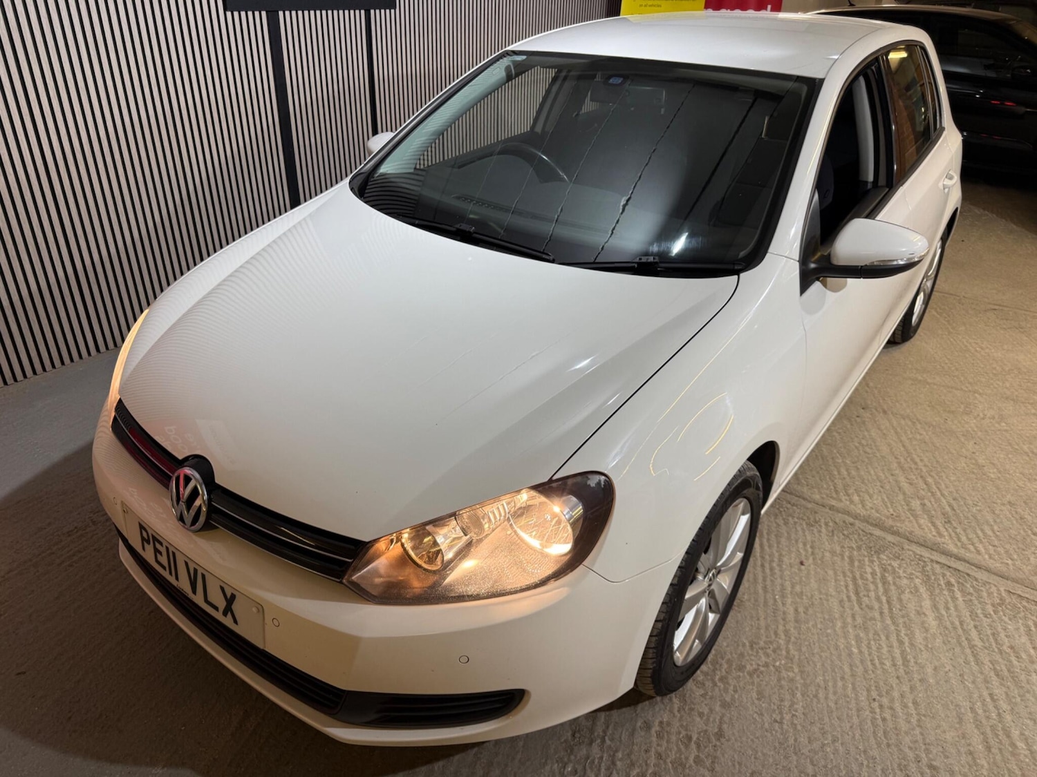 Used Volkswagen Golf 2011 for sale - 76936350: Photo 9