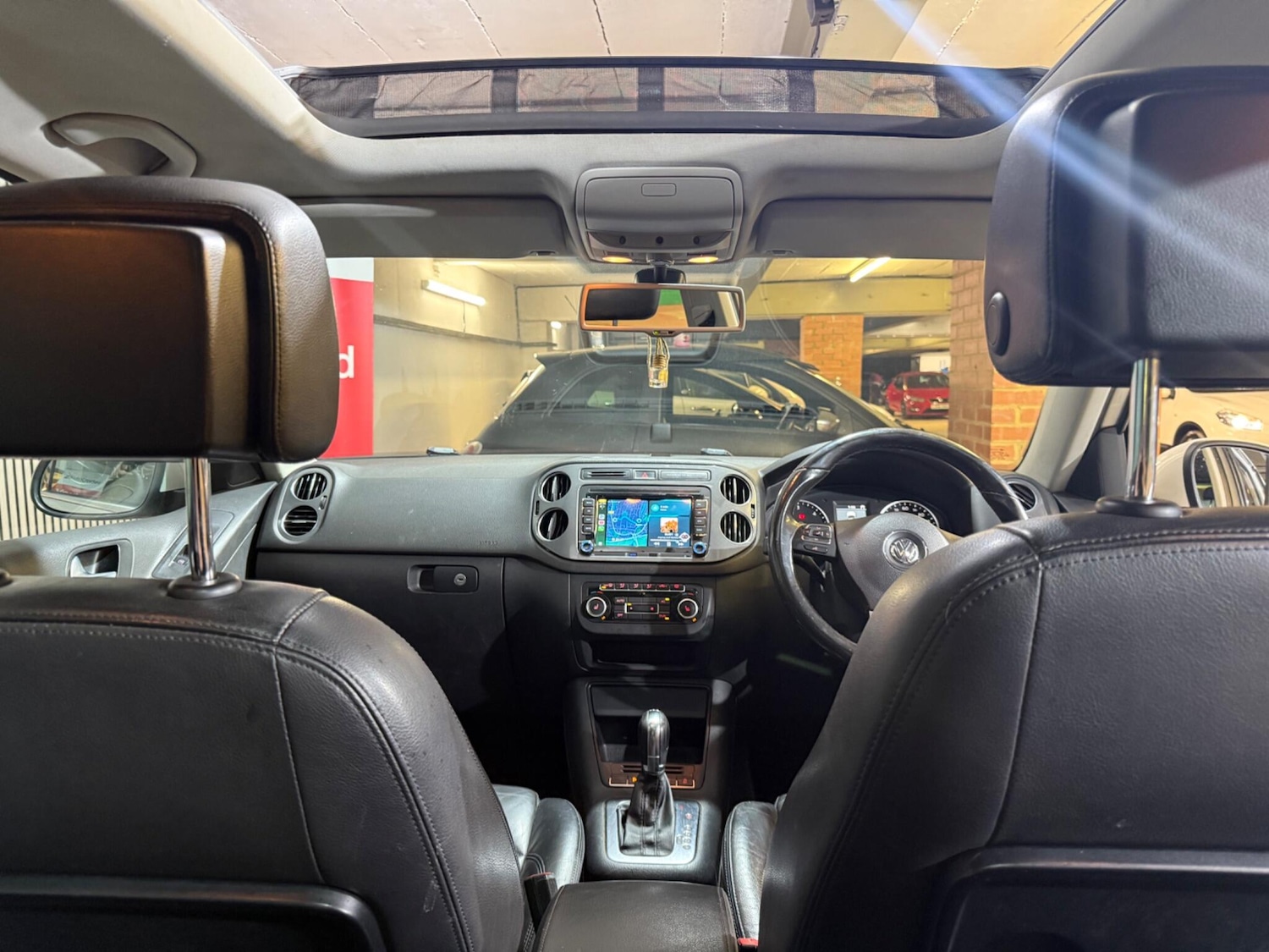 Used Volkswagen Tiguan 2012 for sale - 76424557: Photo 16