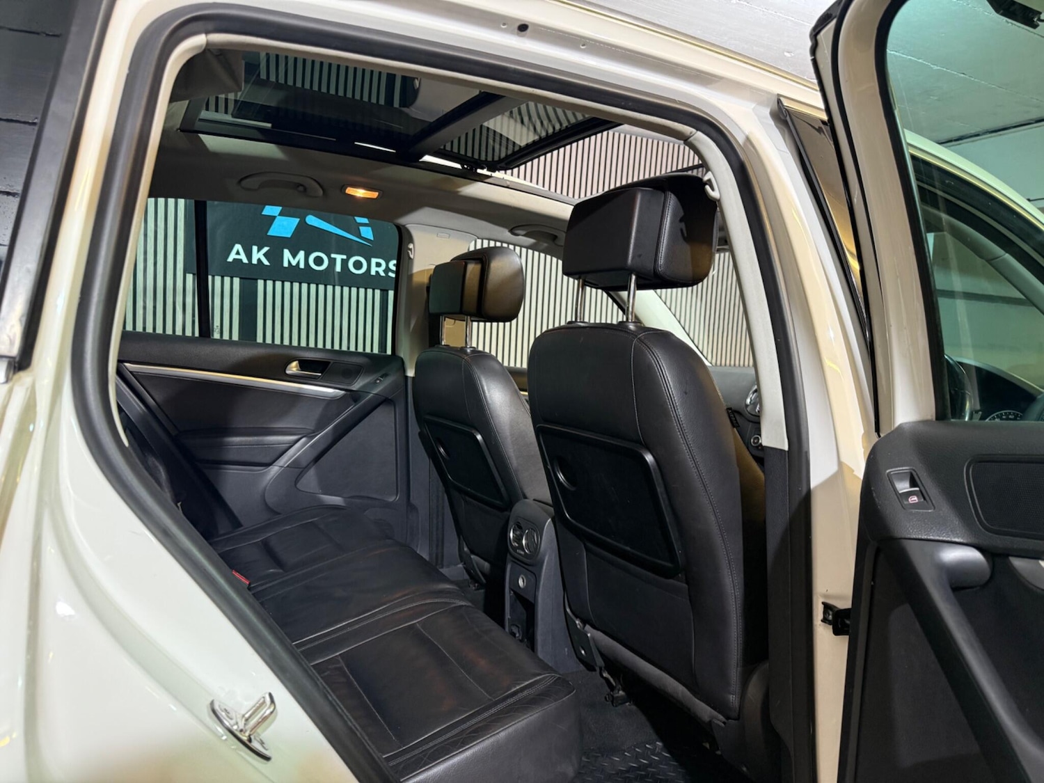 Used Volkswagen Tiguan 2012 for sale - 76424557: Photo 21