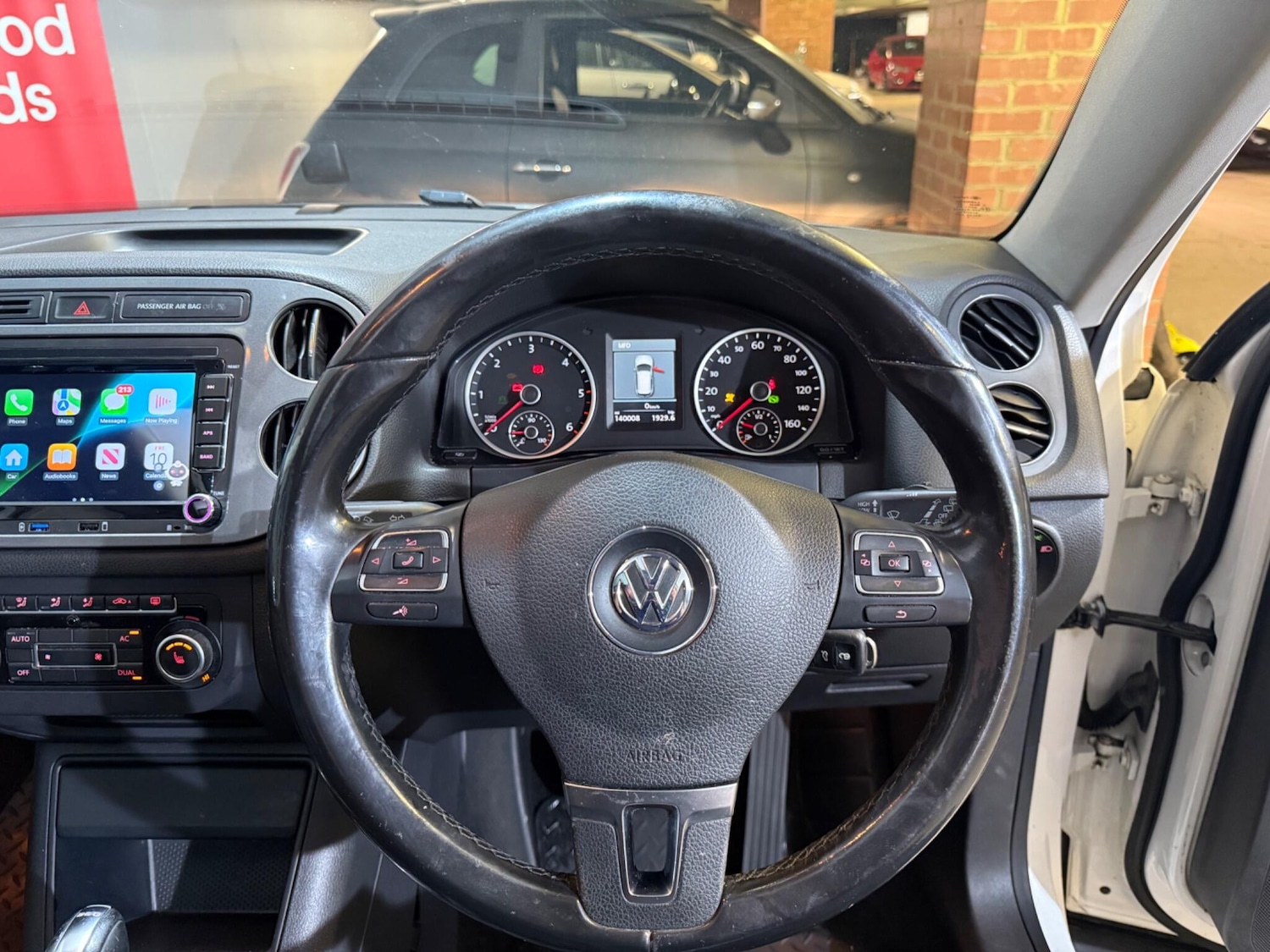 Used Volkswagen Tiguan 2012 for sale - 76424557: Photo 36