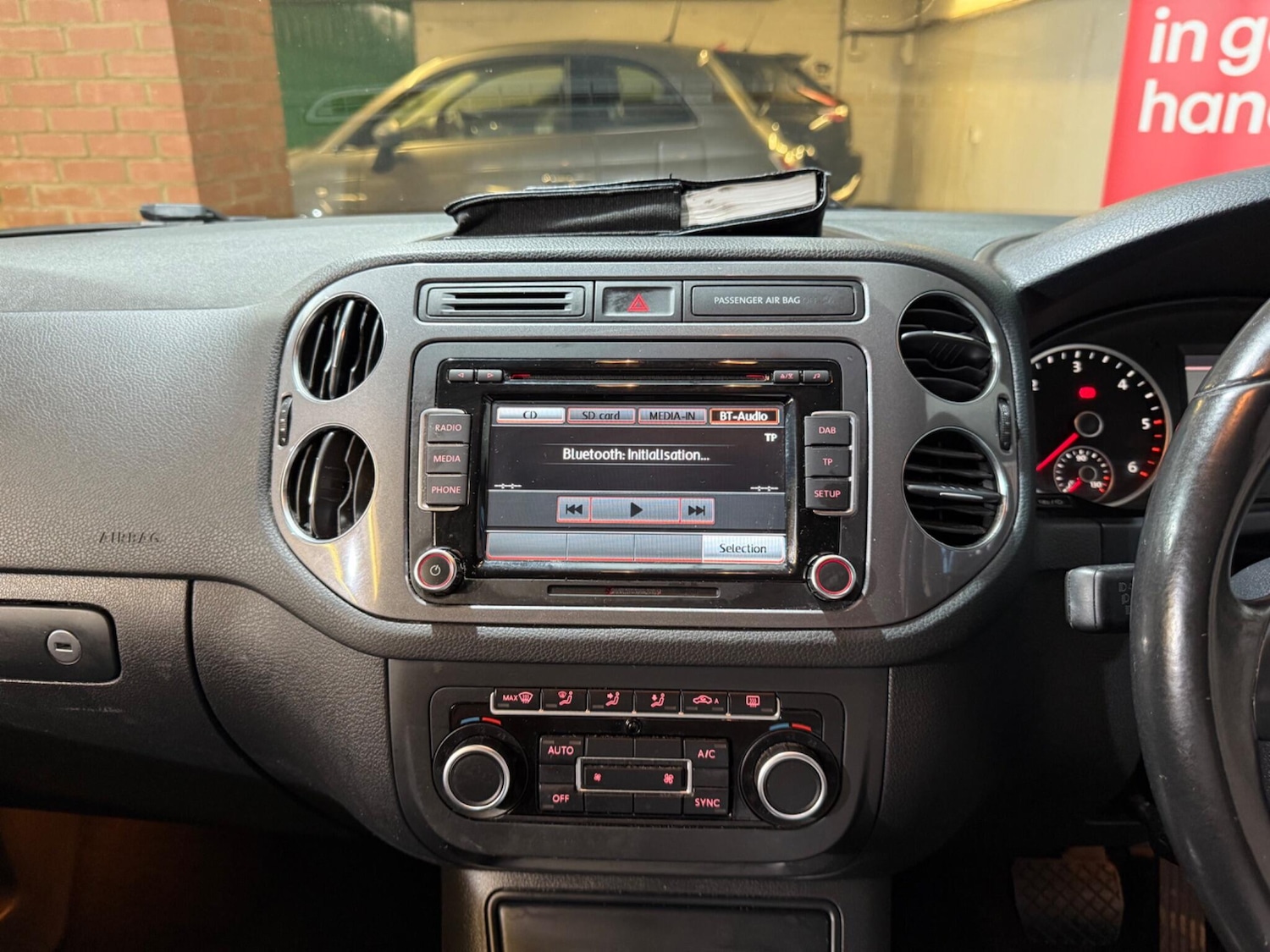 Used Volkswagen Tiguan 2012 for sale - 76424735: Photo 17