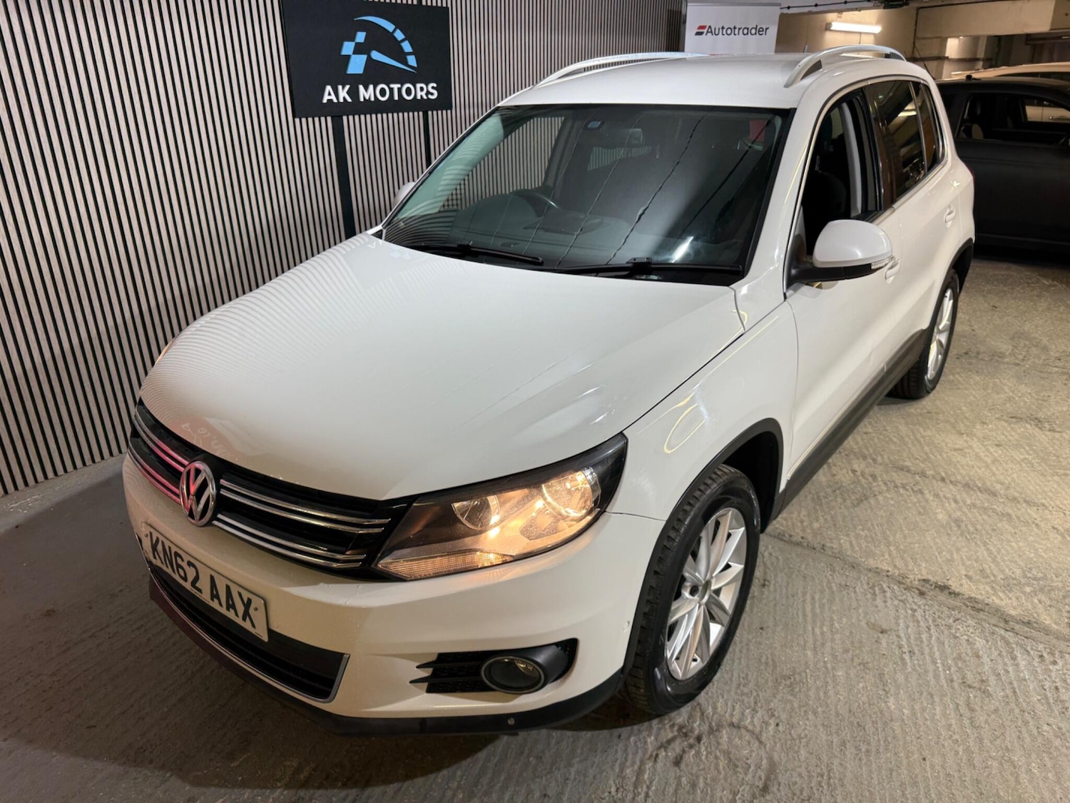 Used Volkswagen Tiguan 2012 for sale - 76424735: Photo 2