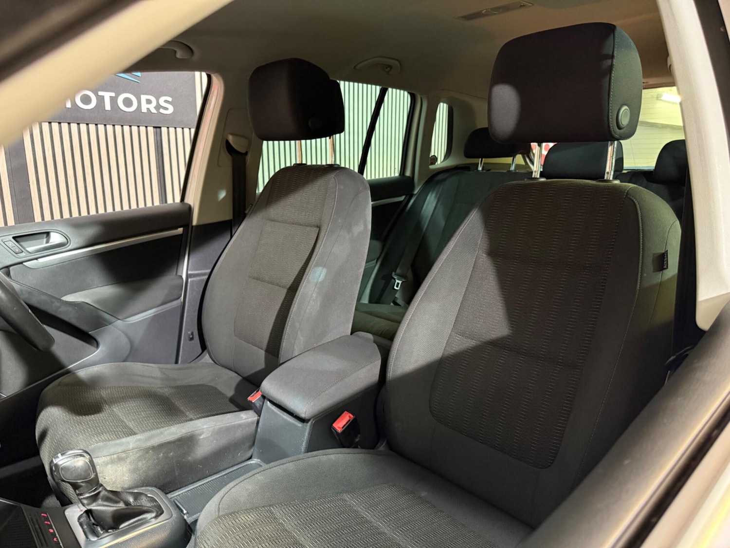 Used Volkswagen Tiguan 2012 for sale - 76424735: Photo 20