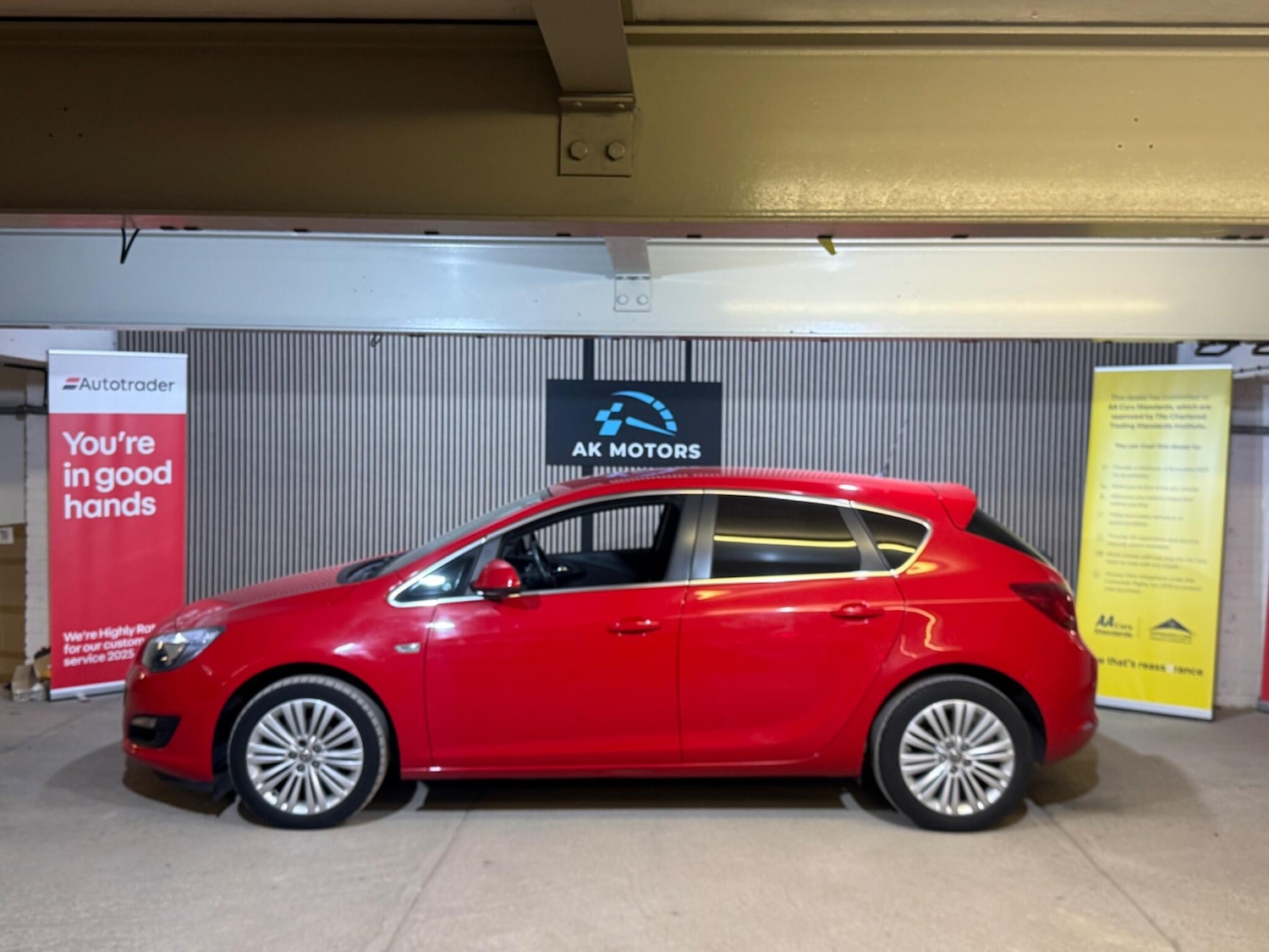 Used Vauxhall Astra for sale - 77909112: Photo 5