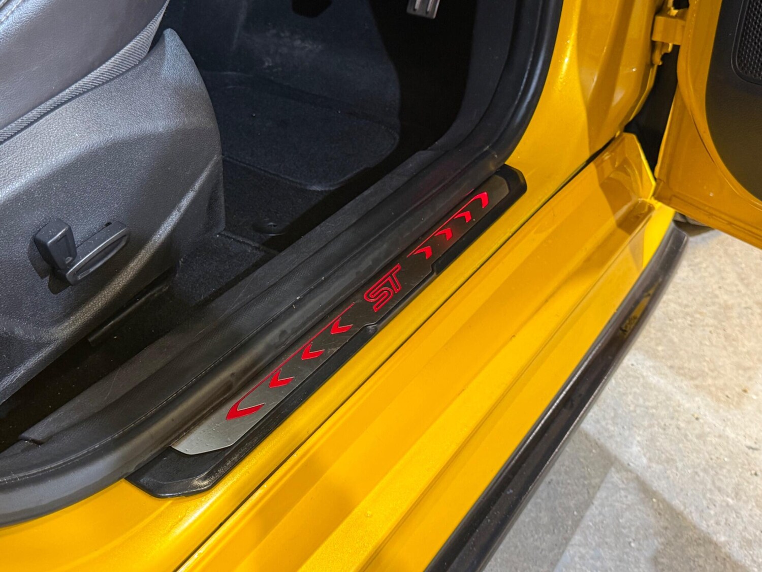 Used Ford Focus 2013 for sale - 77633339: Photo 55