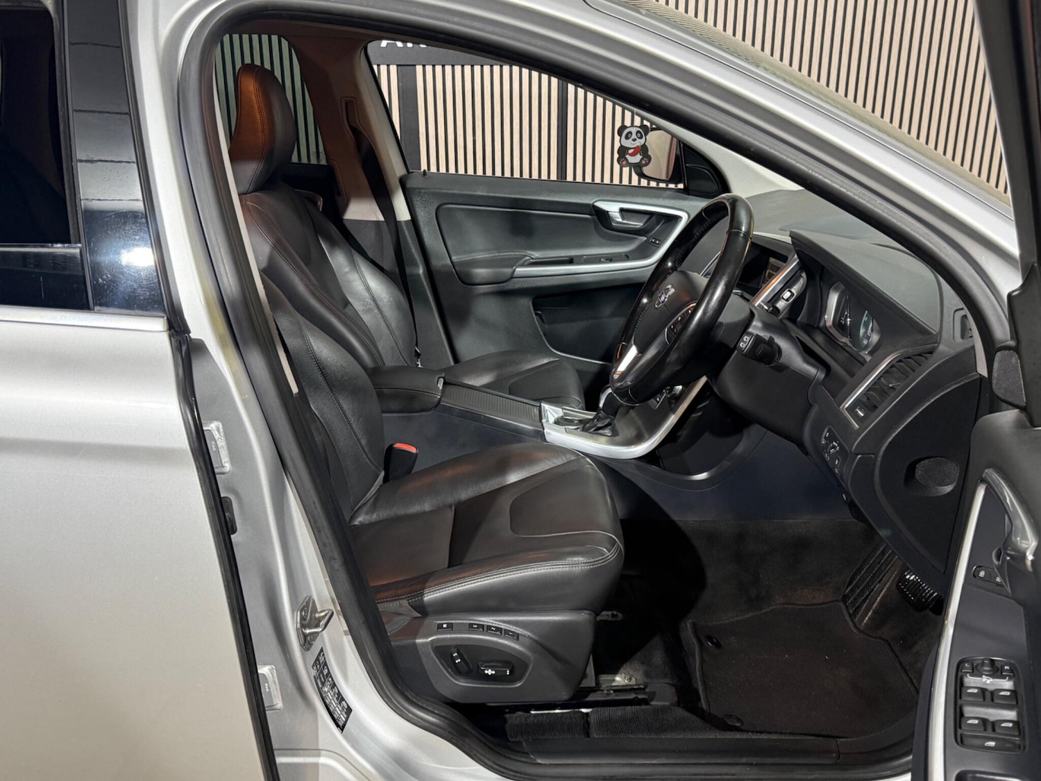 Used Volvo XC60 for sale - 77510009: Photo 31