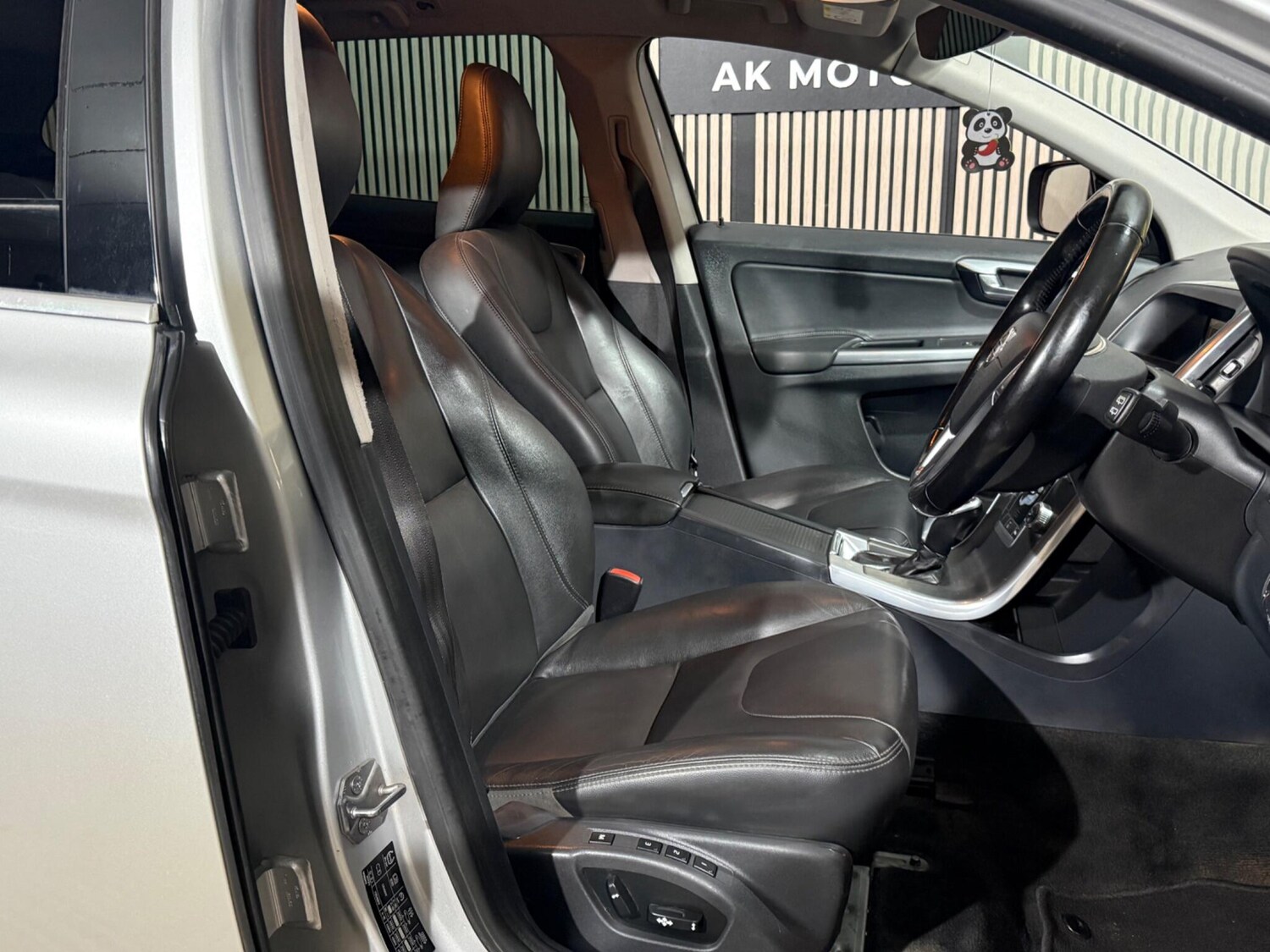 Used Volvo XC60 for sale - 77510009: Photo 33