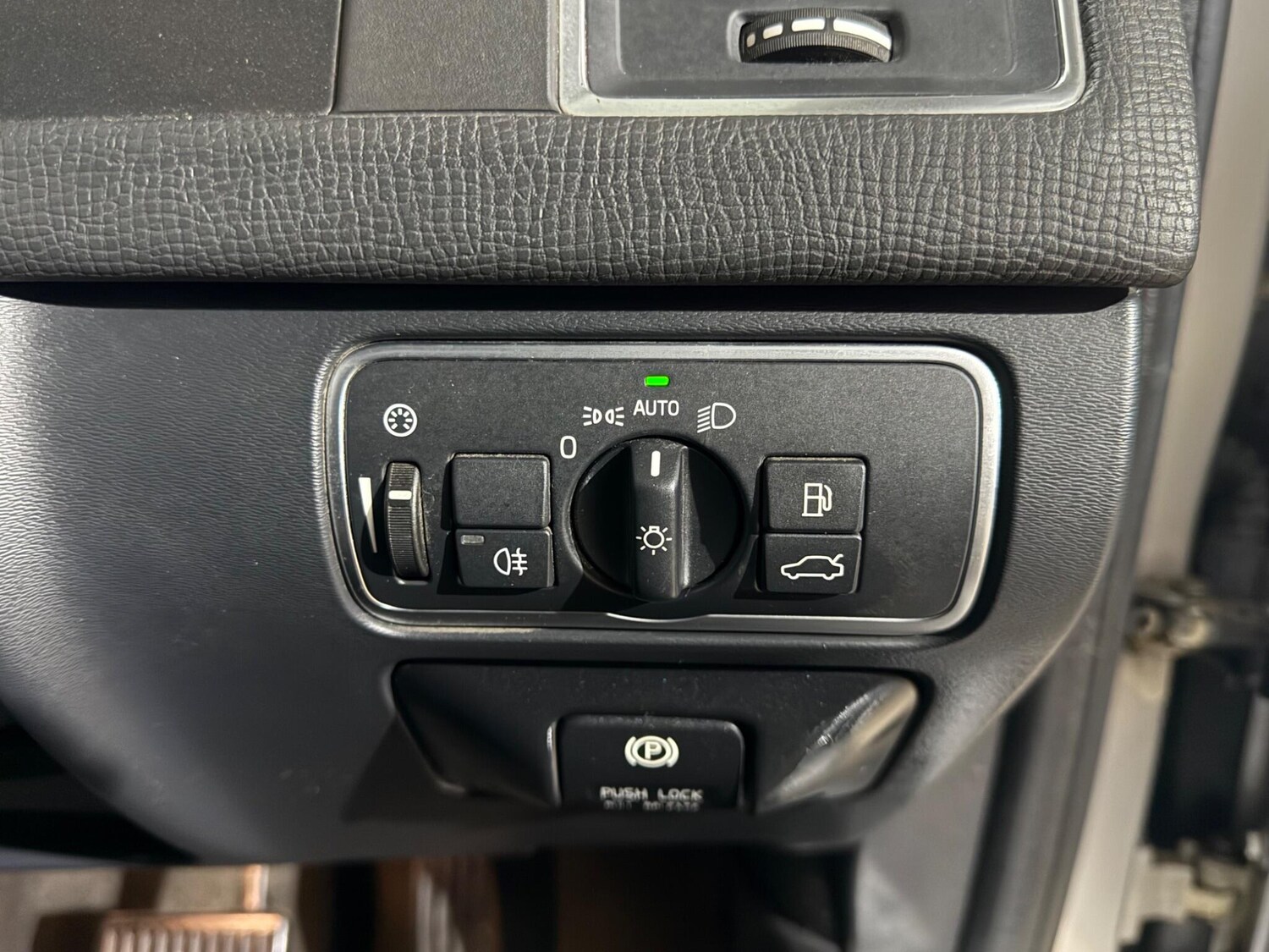 Used Volvo XC60 for sale - 77510009: Photo 42