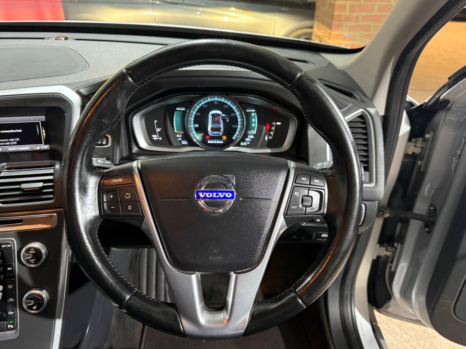 Used Volvo XC60 for sale - 77510009: Photo 48