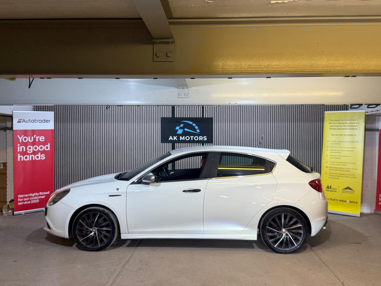 Used Alfa Romeo Giulietta 2010 for sale - 77769418: Photo 4