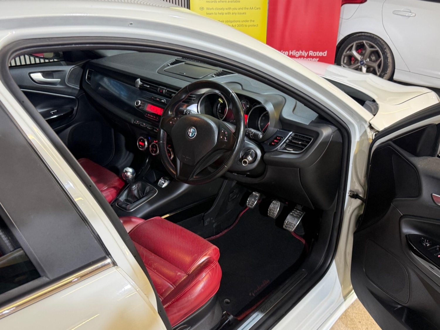 Used Alfa Romeo Giulietta 2010 for sale - 77769418: Photo 44