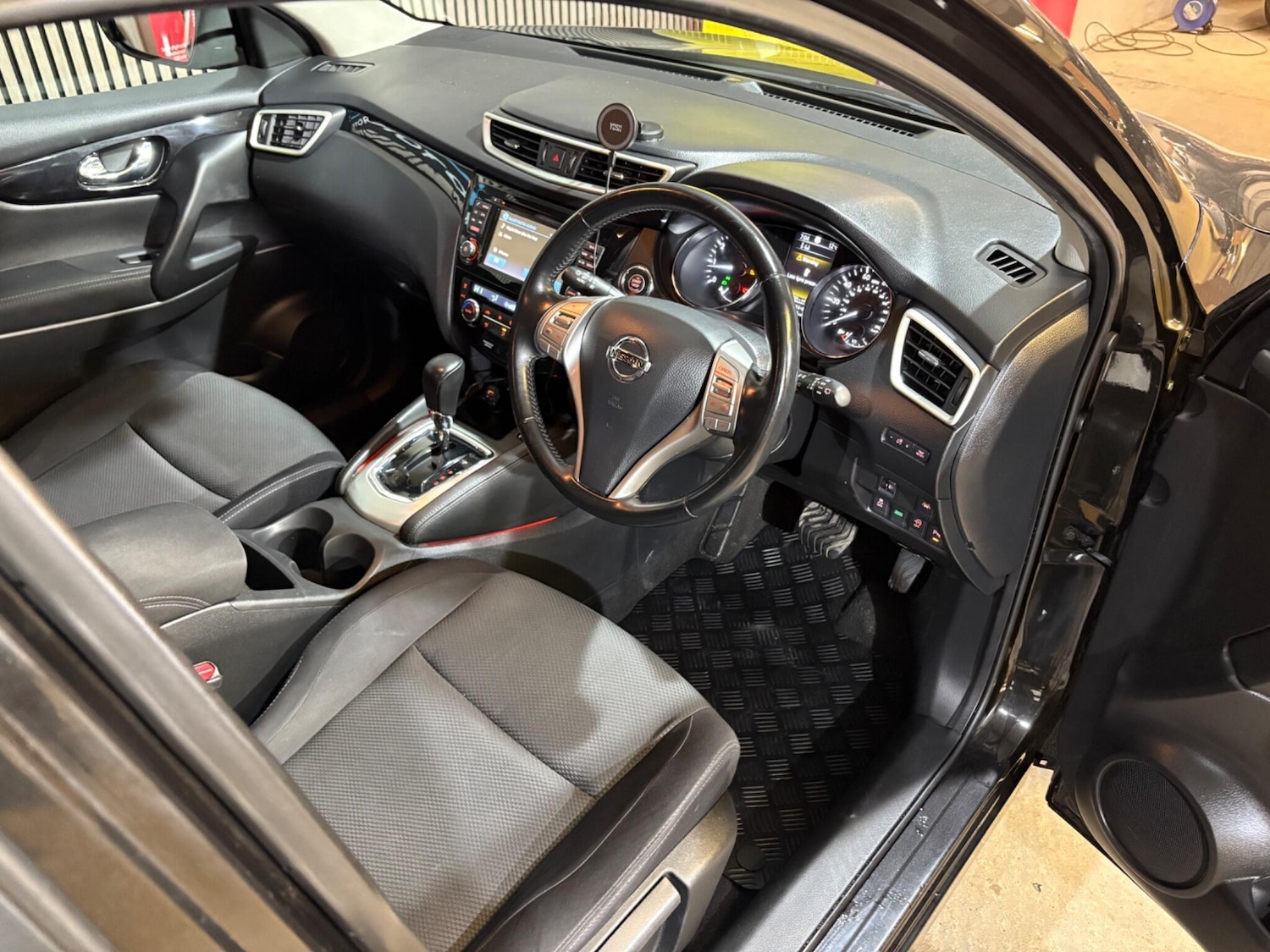 Used Nissan Qashqai 2016 for sale - 76528061: Photo 26