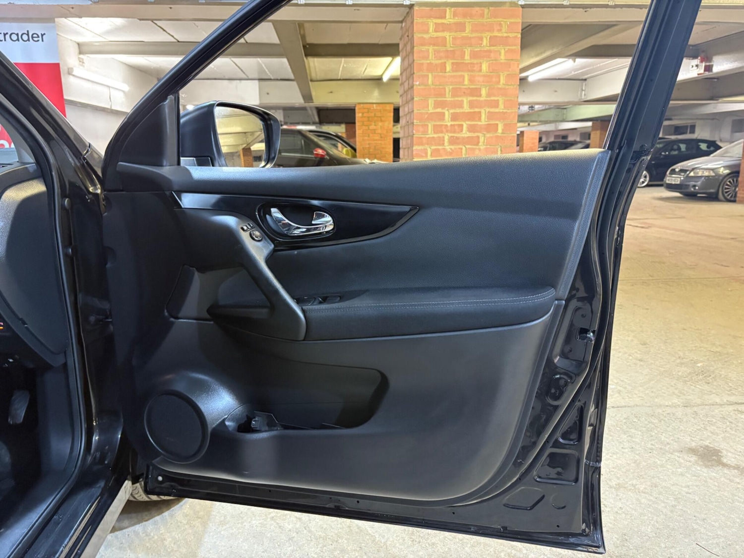 Used Nissan Qashqai 2016 for sale - 76528061: Photo 32