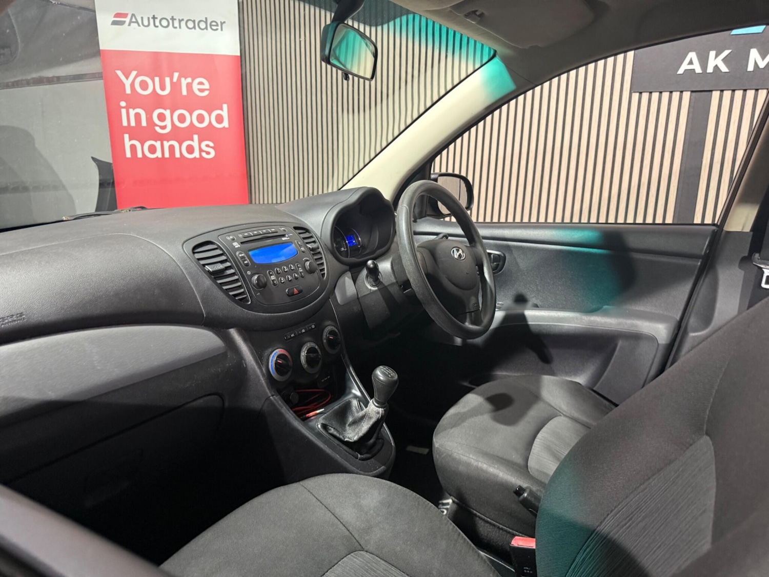 Used Hyundai i10 2012 for sale - 76423529: Photo 16