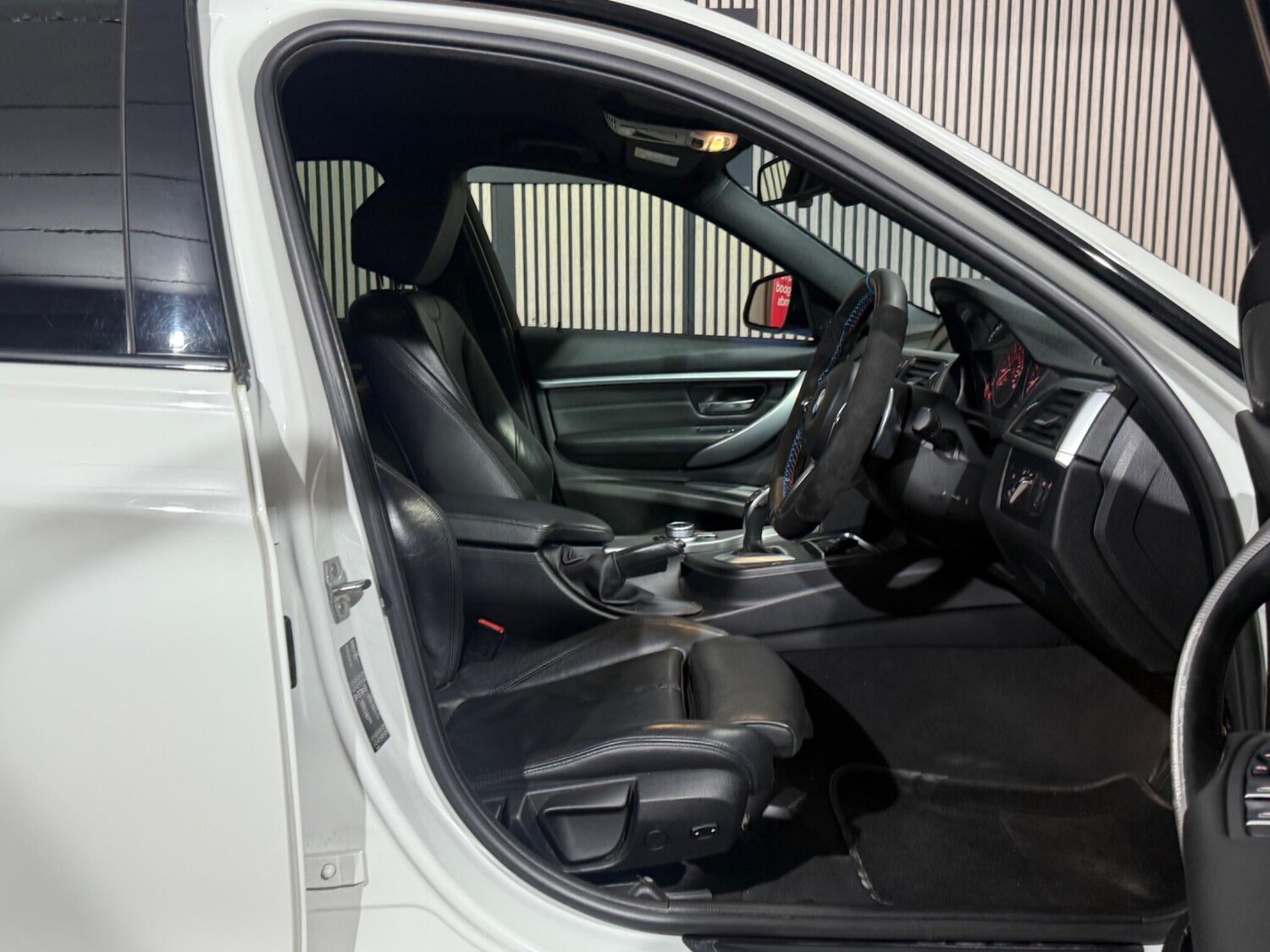 Used BMW 3 Series 2019 for sale - 77351940: Photo 29