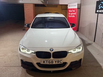 Used BMW 3 Series 2018 for sale - 77351940: Photo