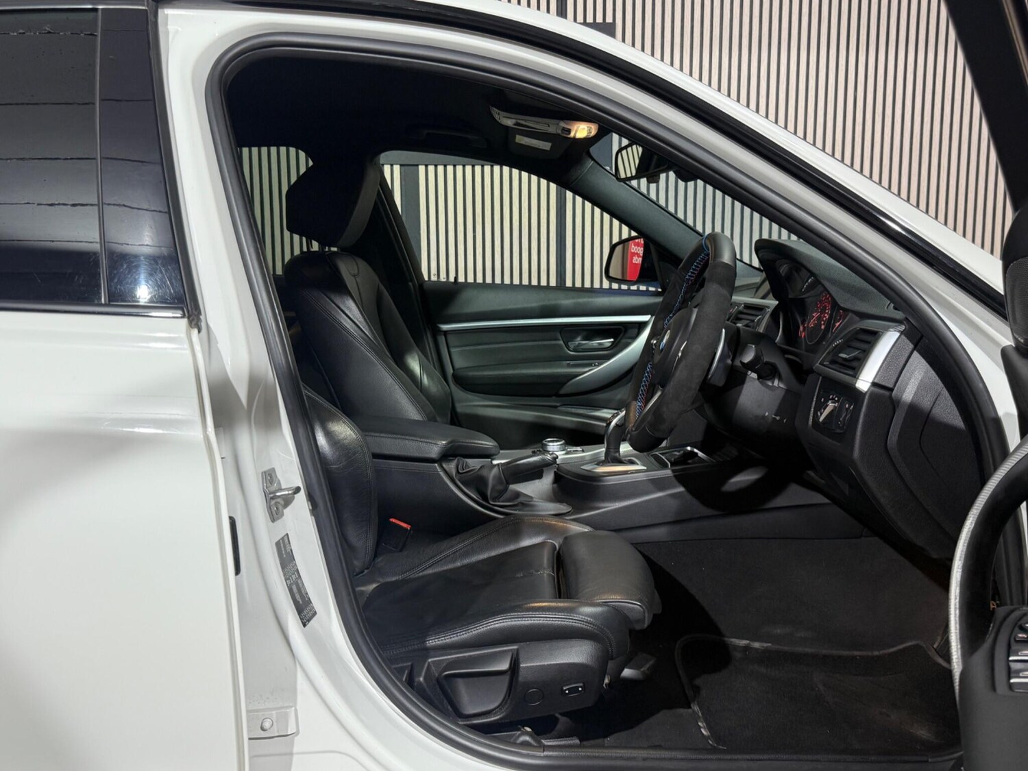 Used BMW 3 Series 2019 for sale - 77351940: Photo 30