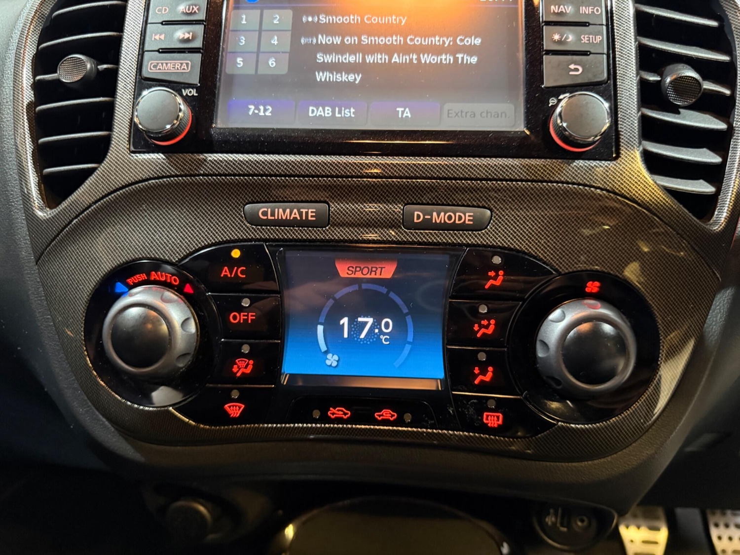 Used Nissan Juke 2015 for sale - 76991071: Photo 29