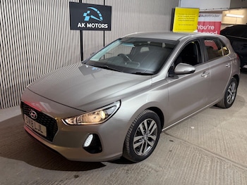 Used Hyundai i30 2018 for sale - 77305627: Photo