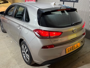 Used Hyundai i30 2018 for sale - 77305627: Photo