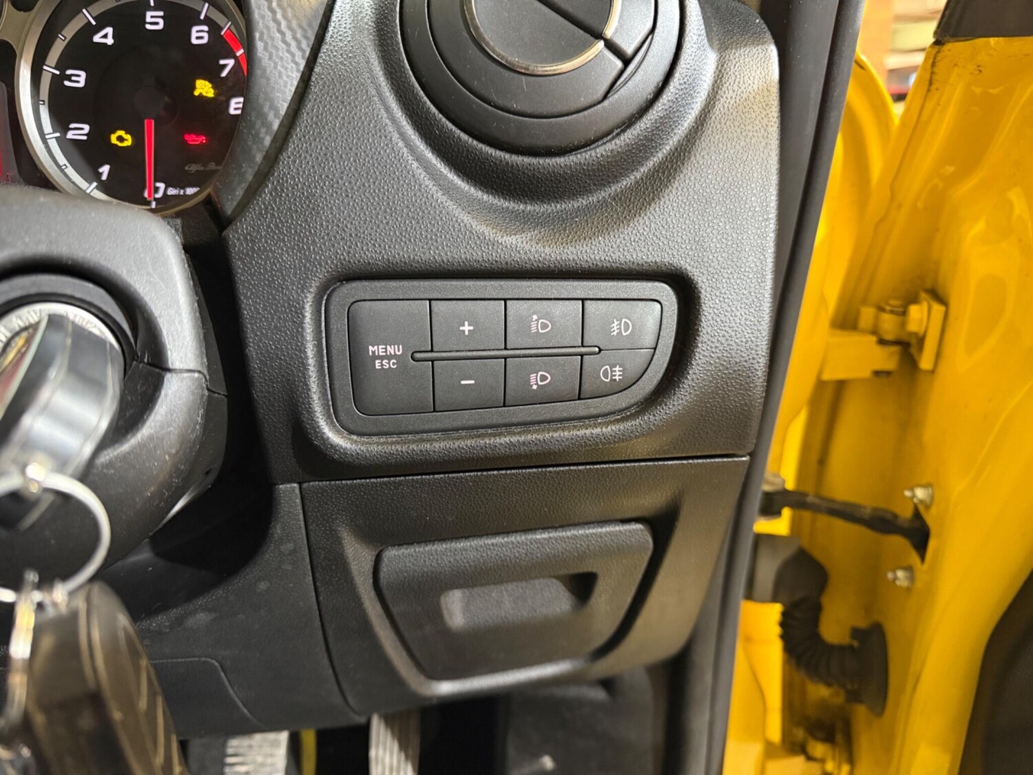 Used Alfa Romeo MiTo 2009 for sale - 77054137: Photo 23