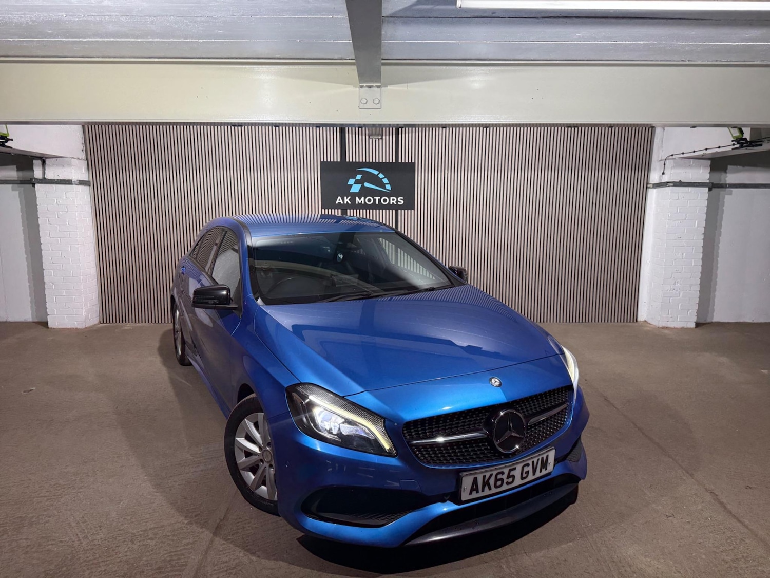 Used Mercedes-Benz A-Class 2015 for sale - 76988243: Photo 2