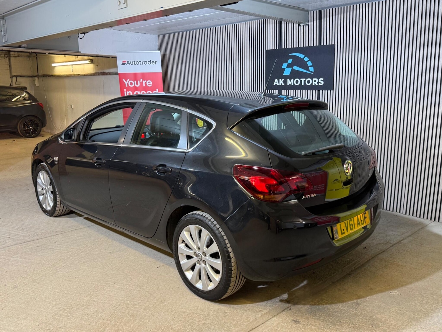 Used Vauxhall Astra 2011 for sale - 78019531: Photo 3