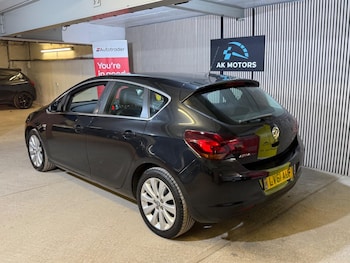Used Vauxhall Astra 2011 for sale - 78019531: Photo
