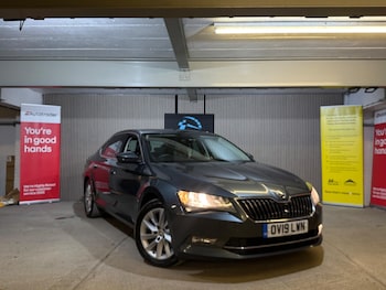 Used Skoda Superb 2019 for sale - 77067206: Photo