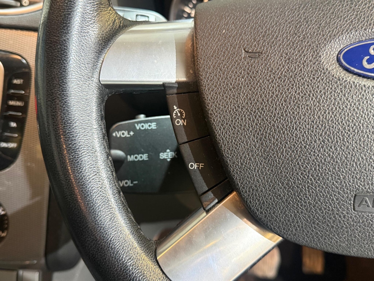 Used Ford Focus 2009 for sale - 77898261: Photo 30