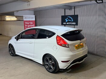 Used Ford Fiesta 2015 for sale - 78946747: Photo