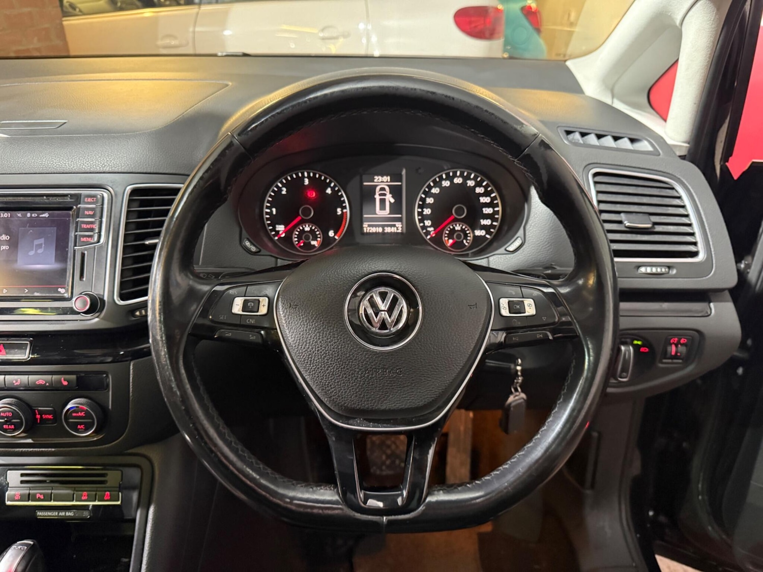 Used Volkswagen Sharan 2017 for sale - 76425694: Photo 26