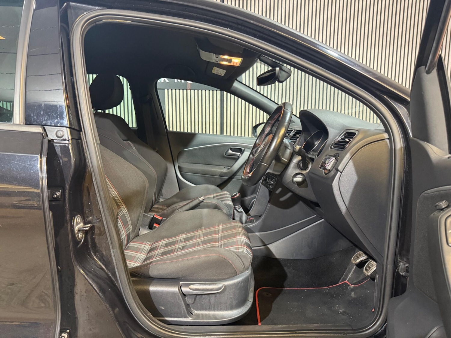 Used Volkswagen Polo for sale - 76997025: Photo 23