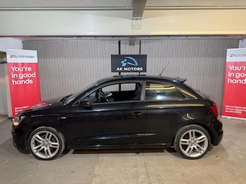 Used Audi A1 2011 for sale - 76425551: Photo